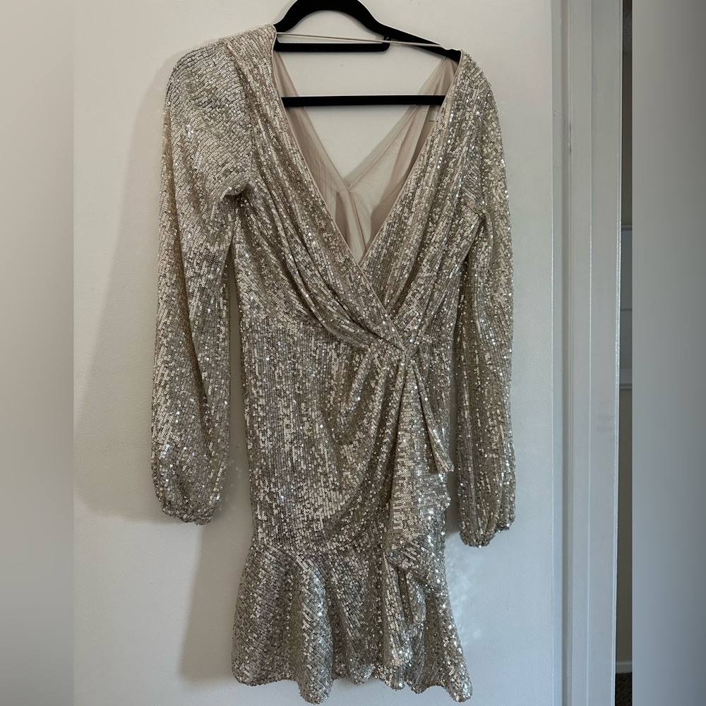 Ever New Melbourne sparkly dress